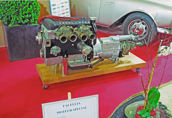 (01-10e)03-11-34 Face l Vega 2-litre Engine (外見は同じだが市販車は1646cc）.jpg